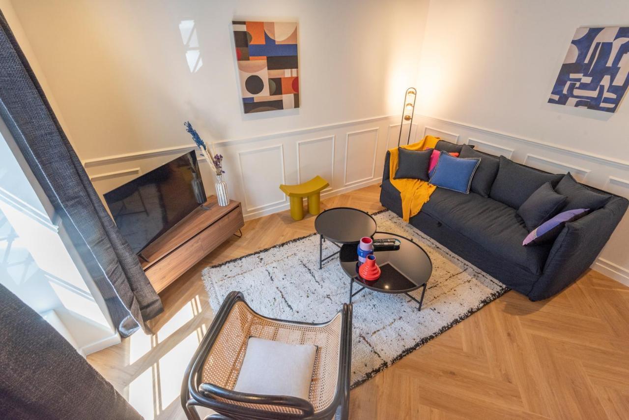 Le Cosy Chic . Proche Gare . Centre-Ville Macon . Neuf . Climatisation . Design . Wifi . 외부 사진
