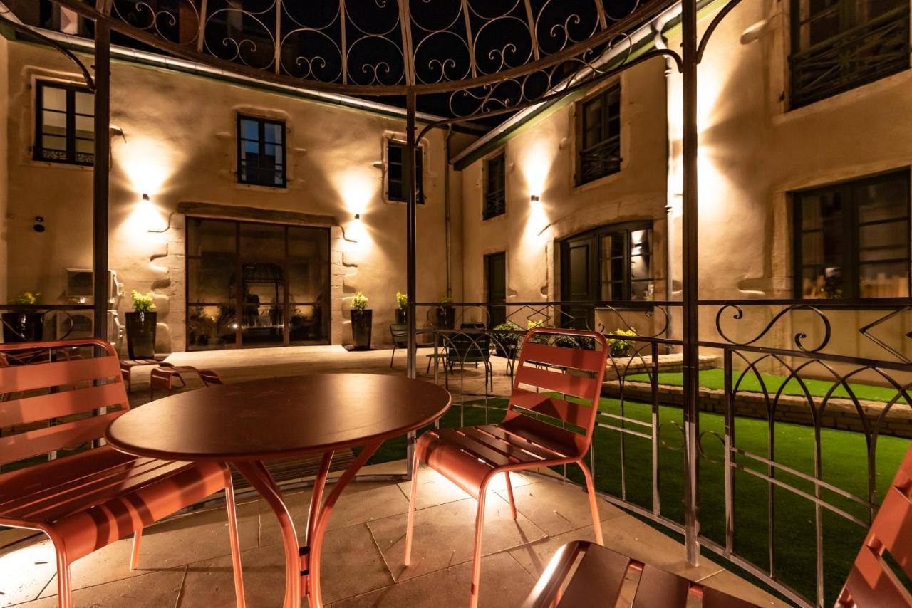 Le Cosy Chic . Proche Gare . Centre-Ville Macon . Neuf . Climatisation . Design . Wifi . 외부 사진