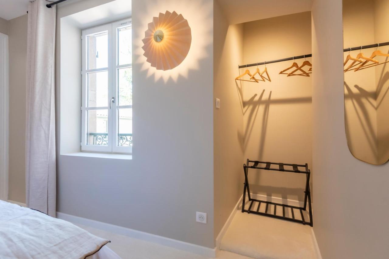 Le Cosy Chic . Proche Gare . Centre-Ville Macon . Neuf . Climatisation . Design . Wifi . 외부 사진